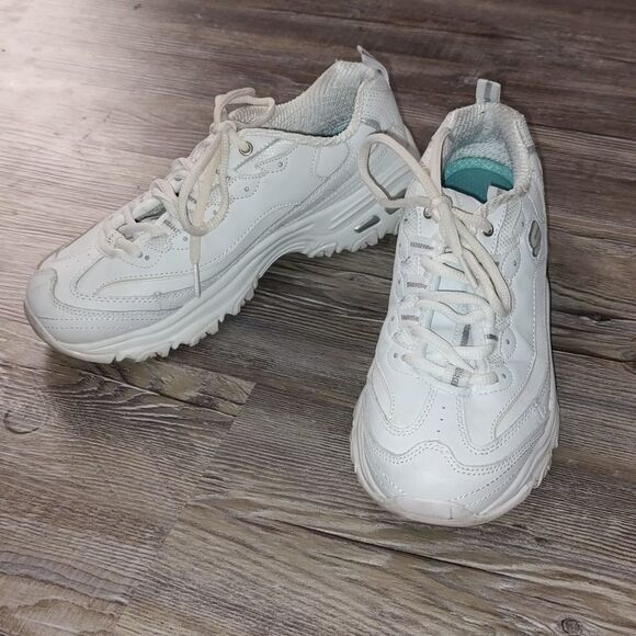 Skechers Air Cooled Memory Foam white sneakers  Sz 7 - Picture 1 of 7